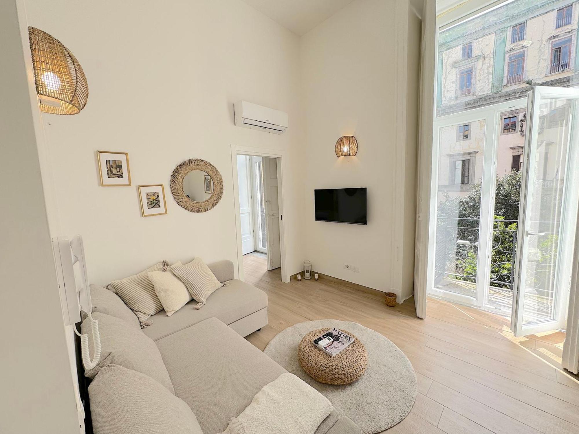 Unihome Apartment