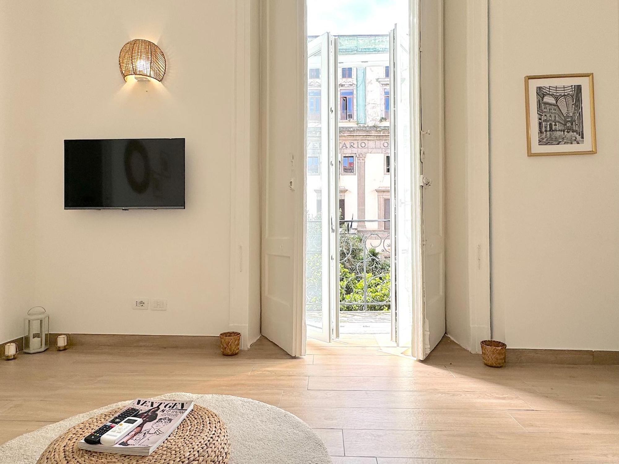 Unihome Apartment